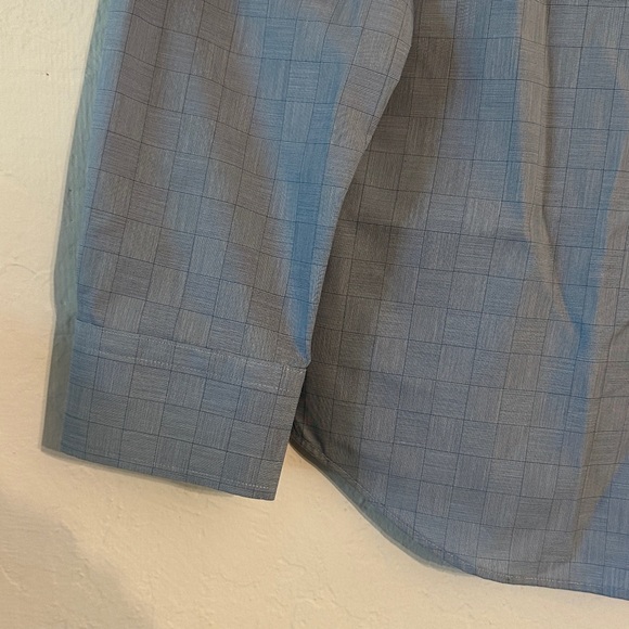 Banana Republic Slim Fit‎ Dress Shirt – Men’s S, Blue Check, Non-Iron - Picture 4 of 7